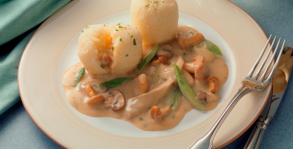 Kartoffelknödel mit feiner Orangennote Rezept - Pfanni