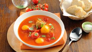 Rezept Tomatensuppe mit dreierlei Knödelchen