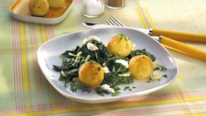 Pfanni Rezept | Mini-Knödel auf Kräuterspinat mit Ricotta