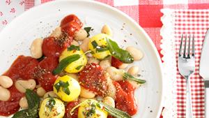 Rezept Italienische Bohnen mit Salbeiknödeln