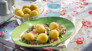 Rezept Mini-Knödel mit Erbsen-Schinken-Soße